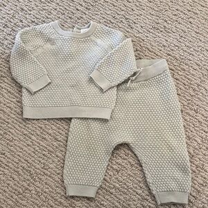 H&M Textured Knit Baby Outfit in light mint green/sage